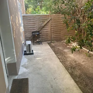 Appartement Jardin Prive T3 Independant Dans, Morieres-les-Avignon